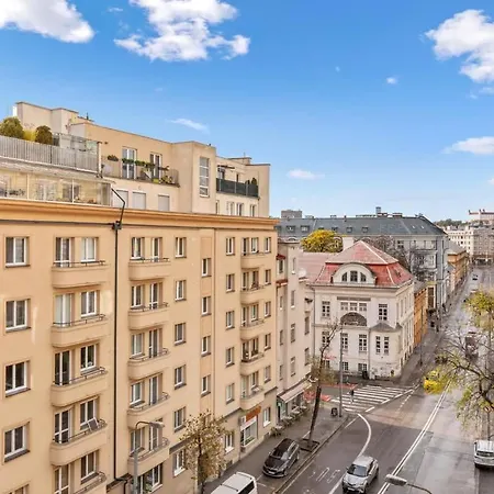 Apartment Paradise Retreat In *