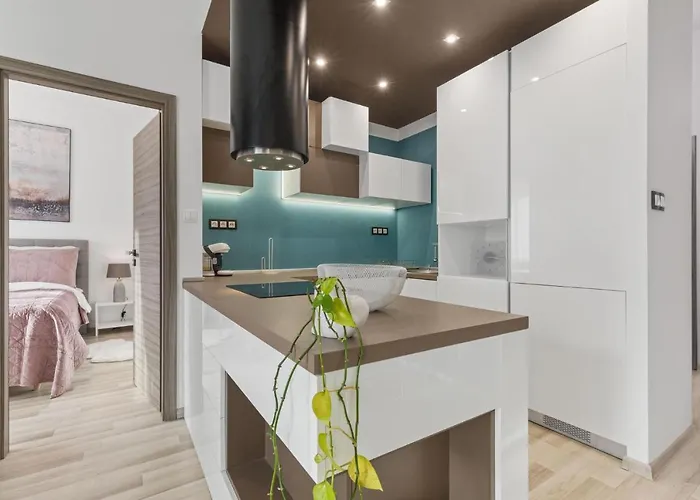 Paradise Retreat In شقة براتسيلافا